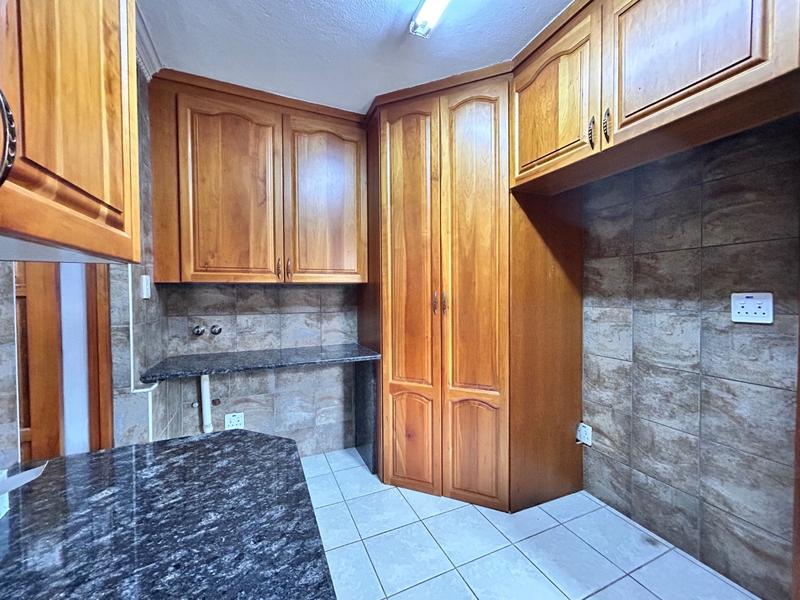 5 Bedroom Property for Sale in Birdwood Estate North West